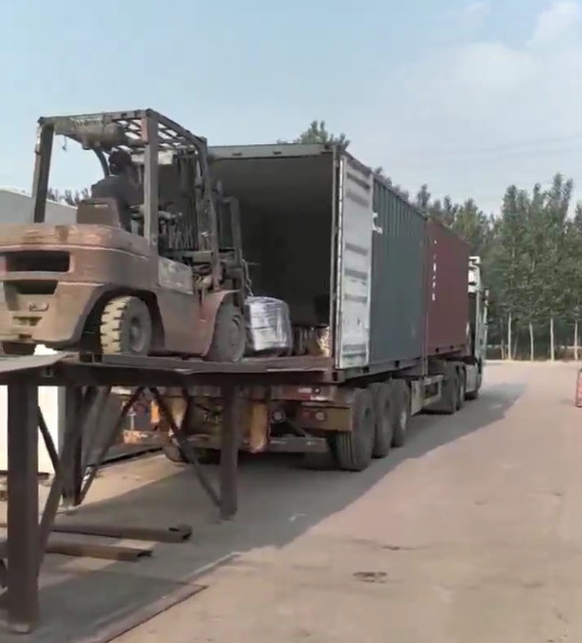Latest company Cases about Today, we shipped a 20-foot container of disc blades to an African customer, with a total weight of 25 tons.