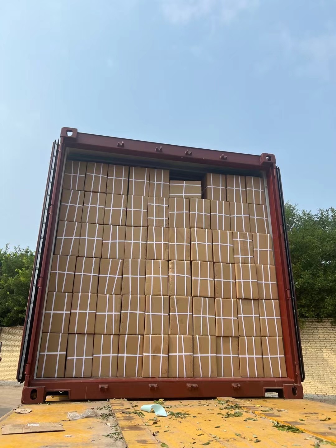 Latest company Cases about Shipping update: 1 container of MTZ tractor parts was successfully shipped to Kazakhstan